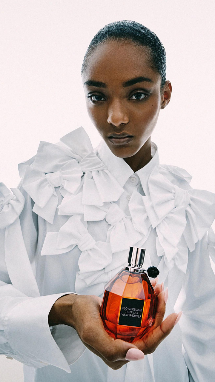 MODA Y ARRTE EN LA PERFUMERÍA DE VIKTOR&ROLF QUE NOS ENAMORA